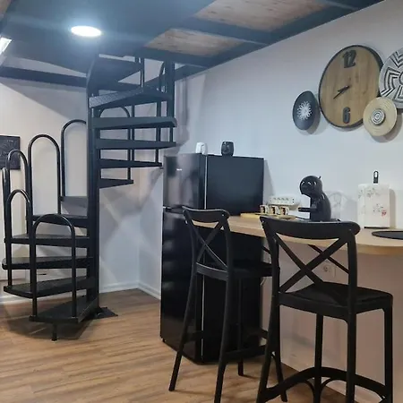 Habitapt Center 아파트 티라나