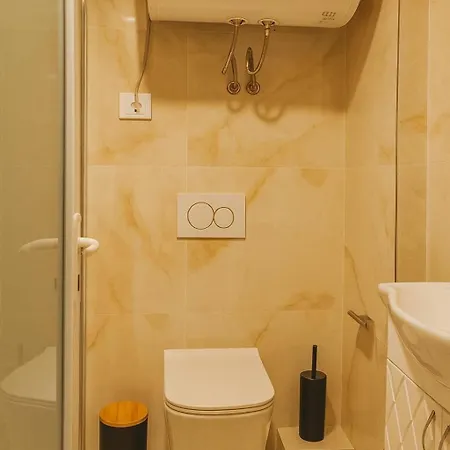 Habitapt Center 아파트 티라나